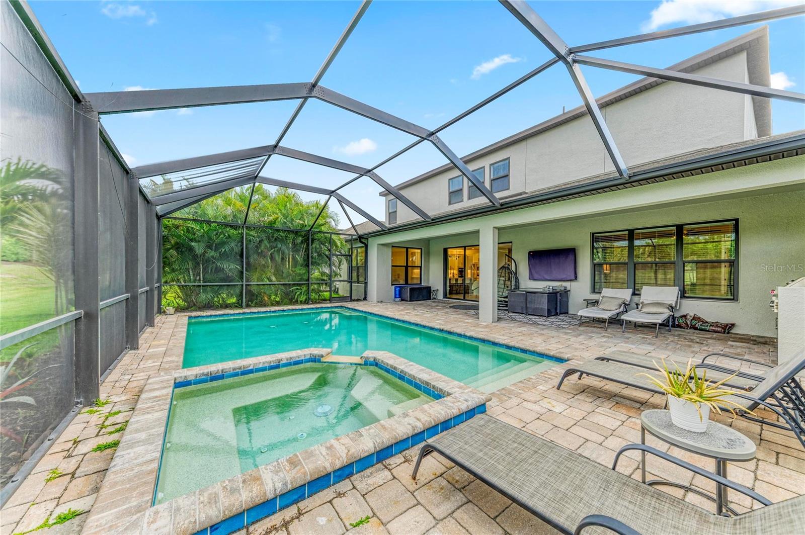 Image 61 of 71 For 16528 Paynes Mill Drive