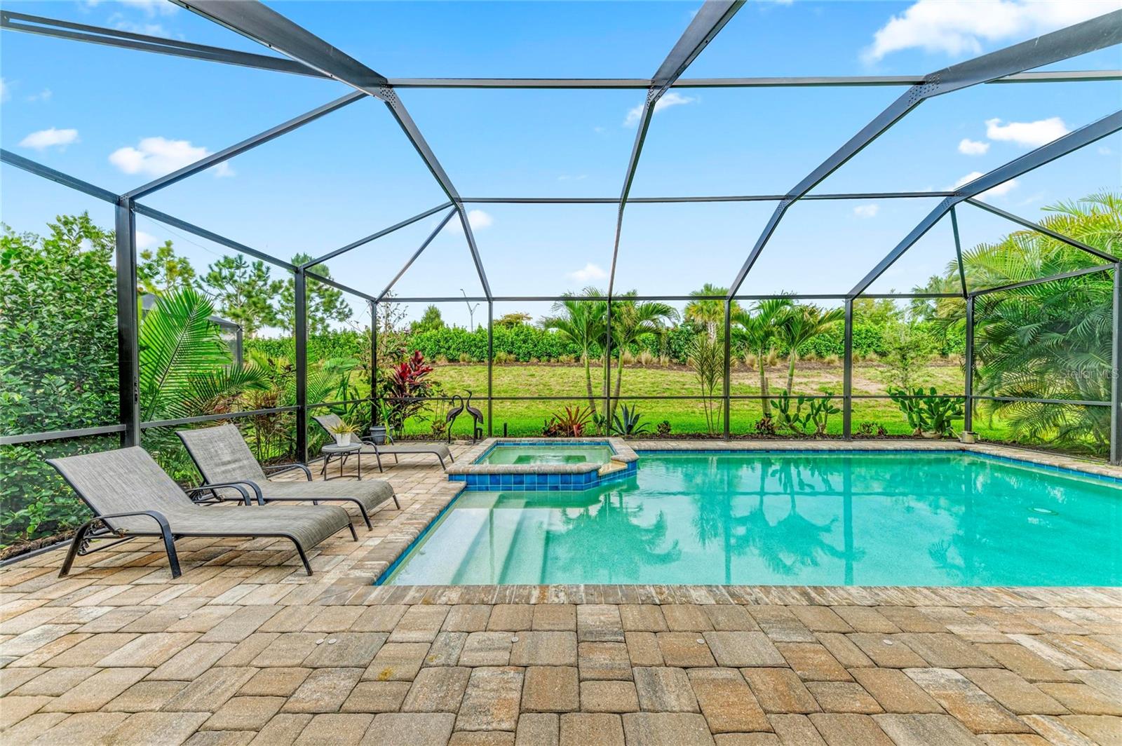 Image 66 of 71 For 16528 Paynes Mill Drive