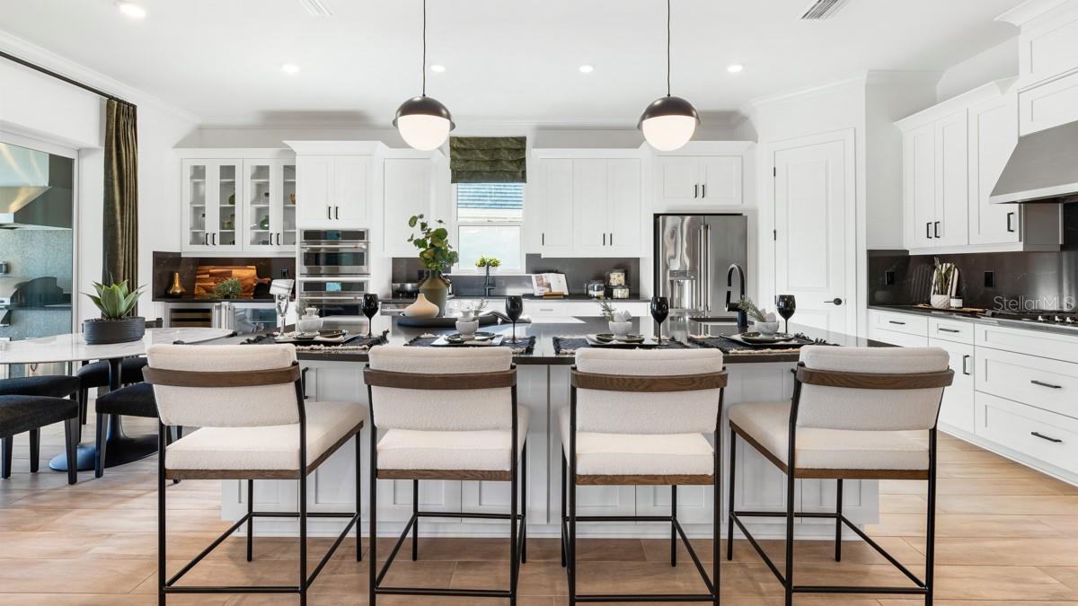 Image 11 of 47 For 26879 Victoria Place