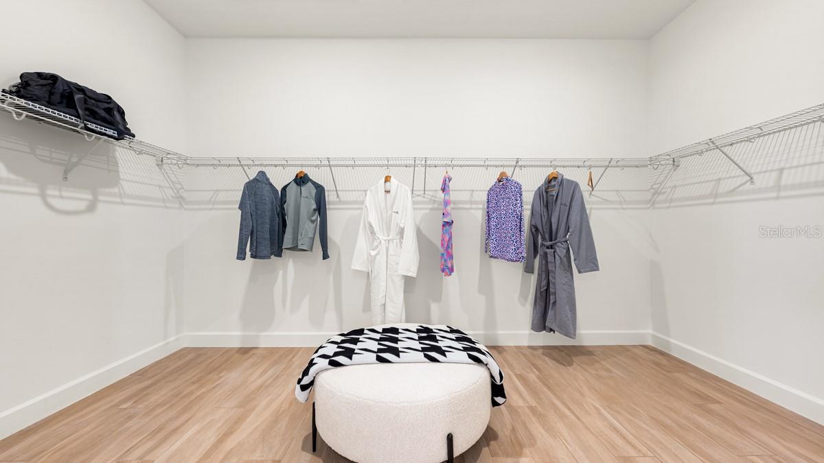 Image 23 of 47 For 26879 Victoria Place