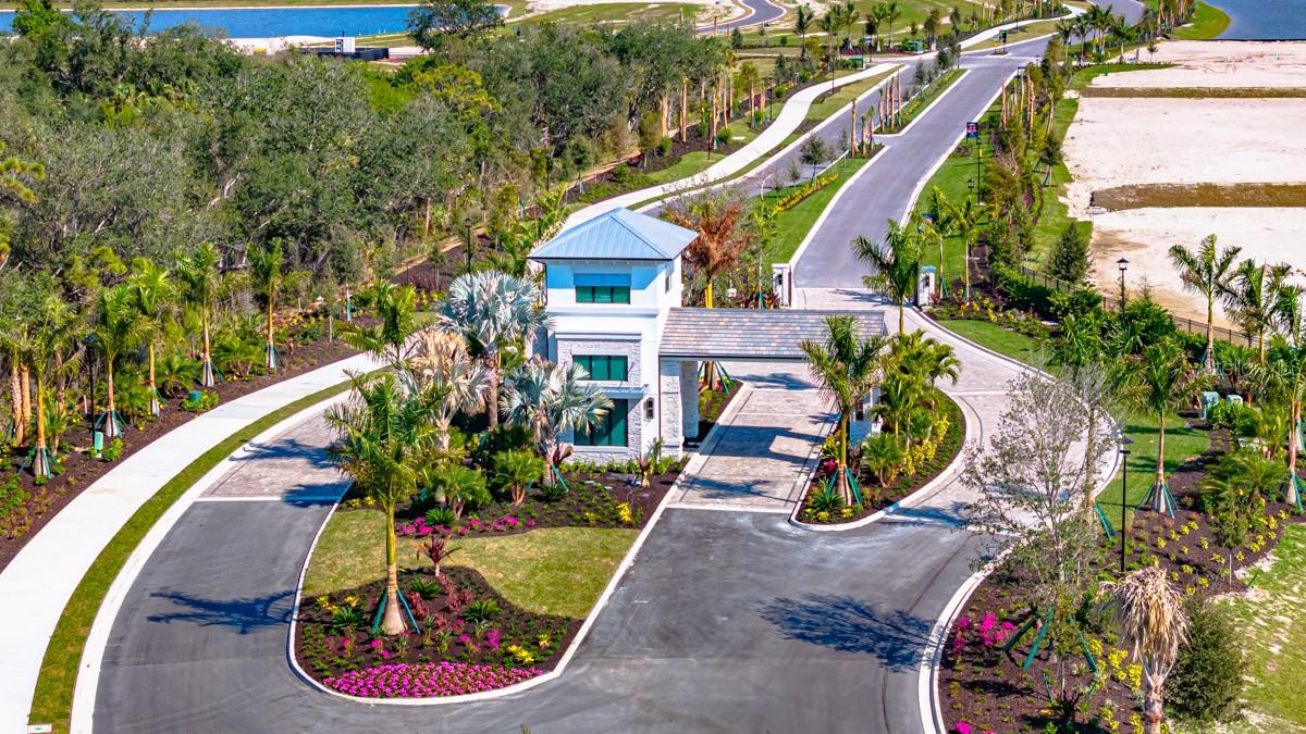 Image 35 of 47 For 26879 Victoria Place