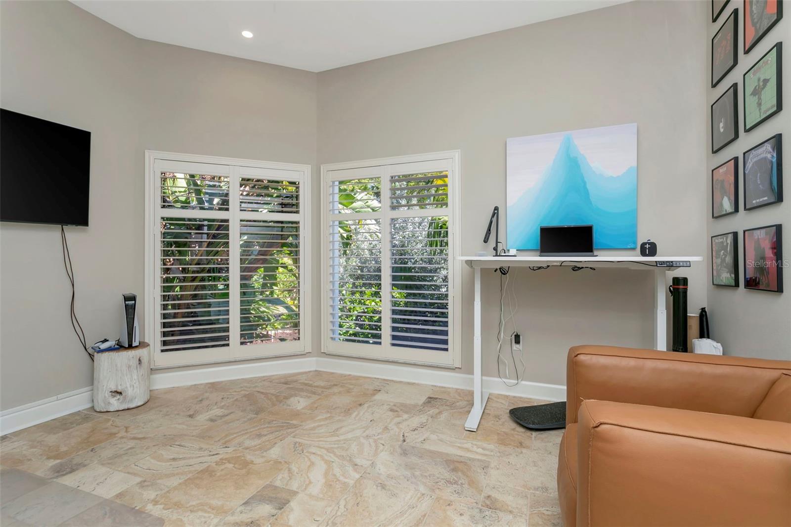 Image 15 of 68 For 110 39th Street Court Nw