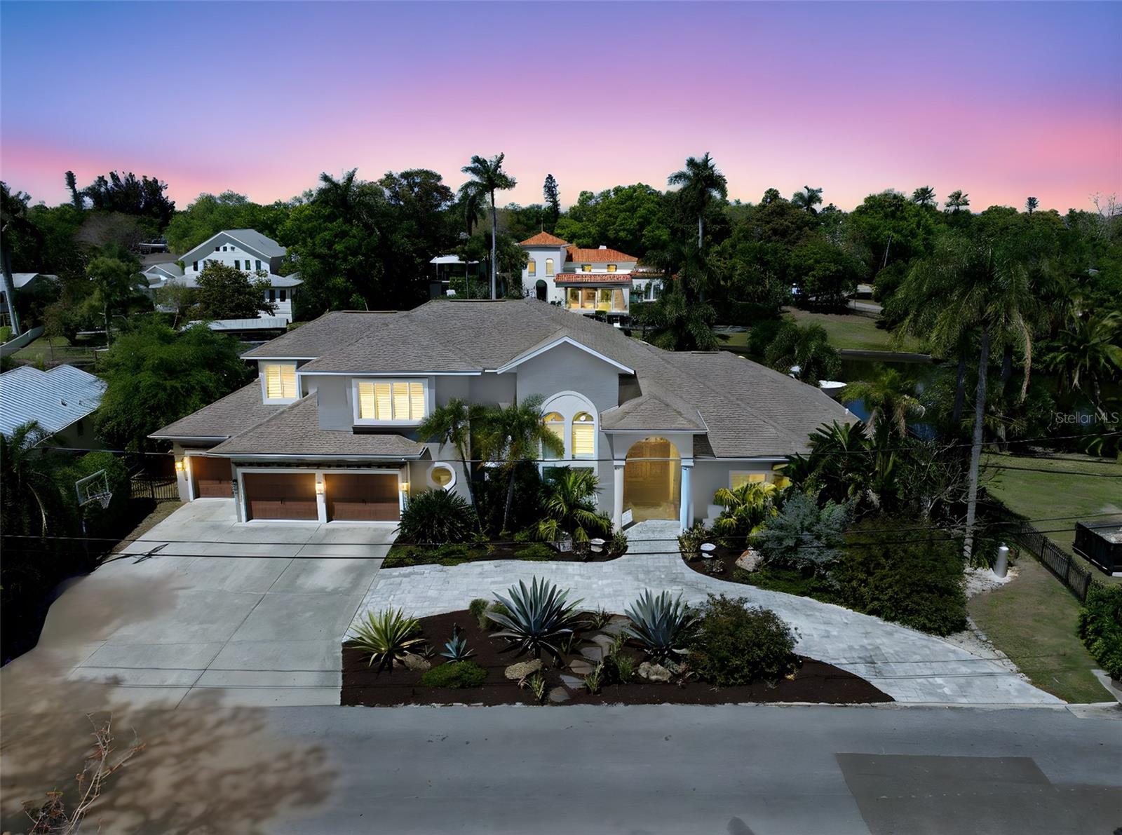 Image 3 of 68 For 110 39th Street Court Nw