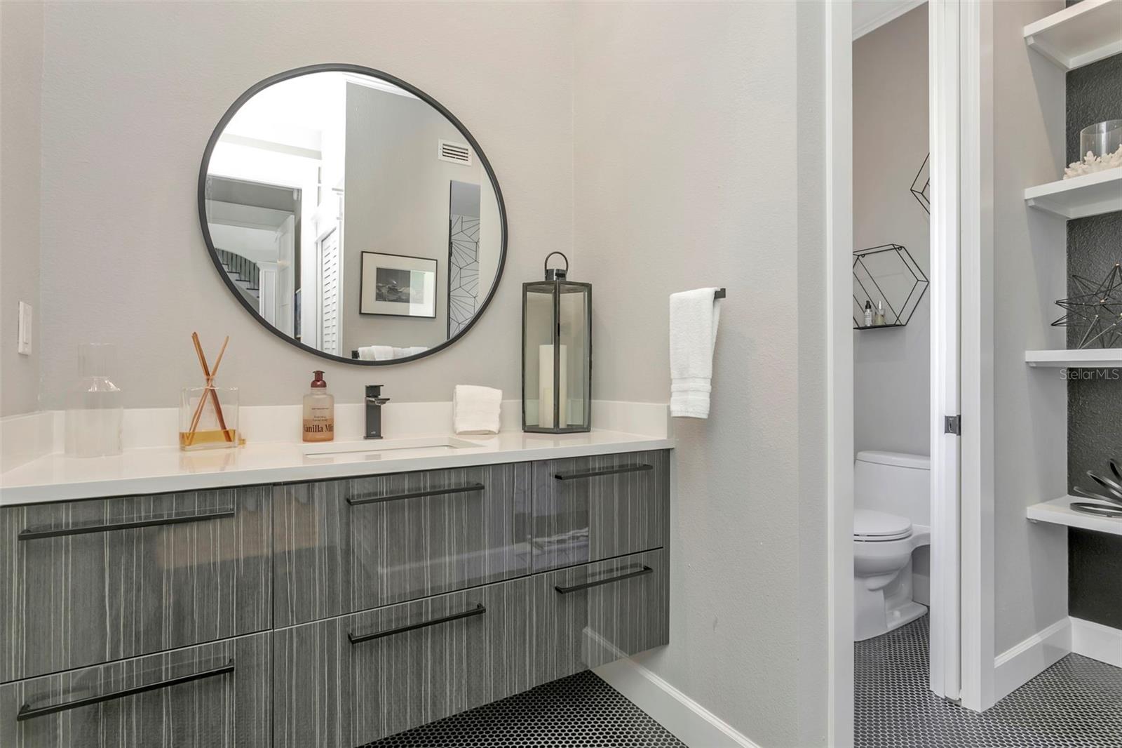 Image 34 of 68 For 110 39th Street Court Nw