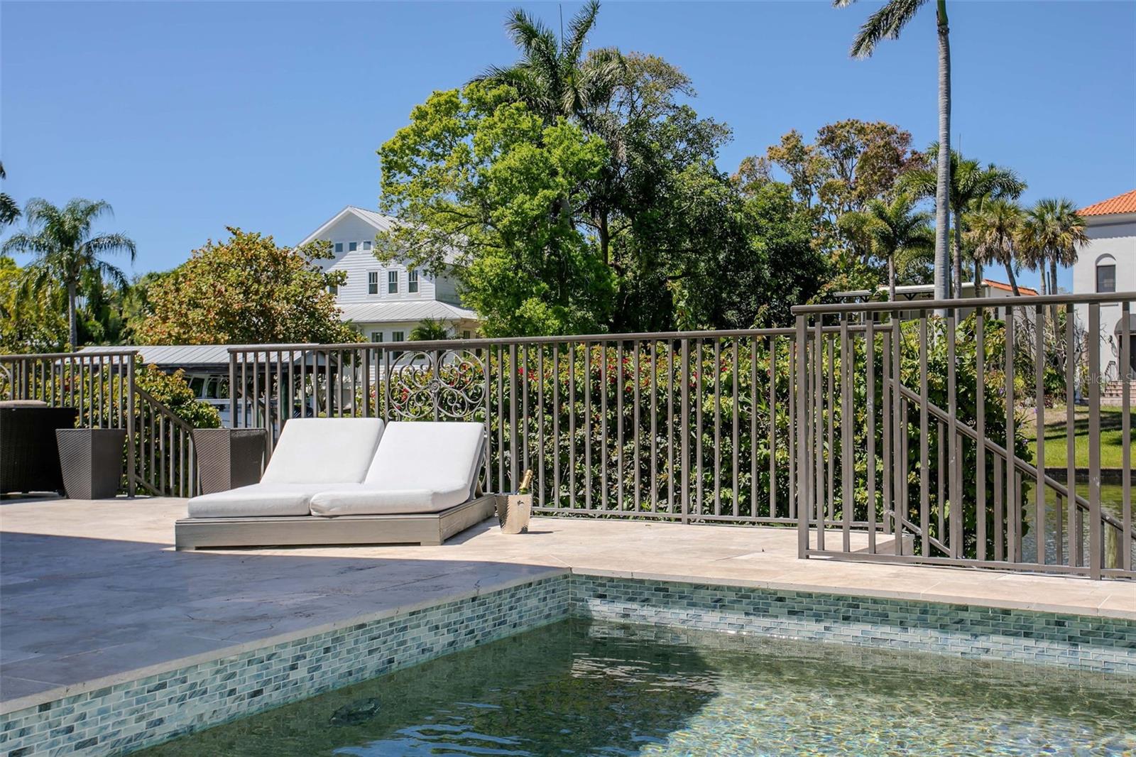 Image 52 of 68 For 110 39th Street Court Nw