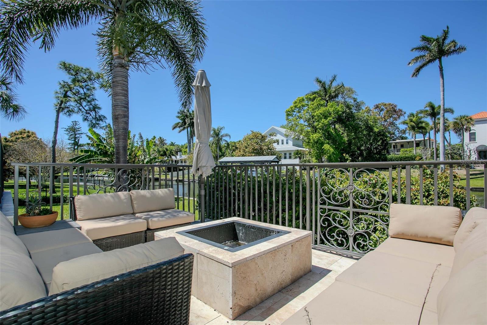 Image 58 of 68 For 110 39th Street Court Nw