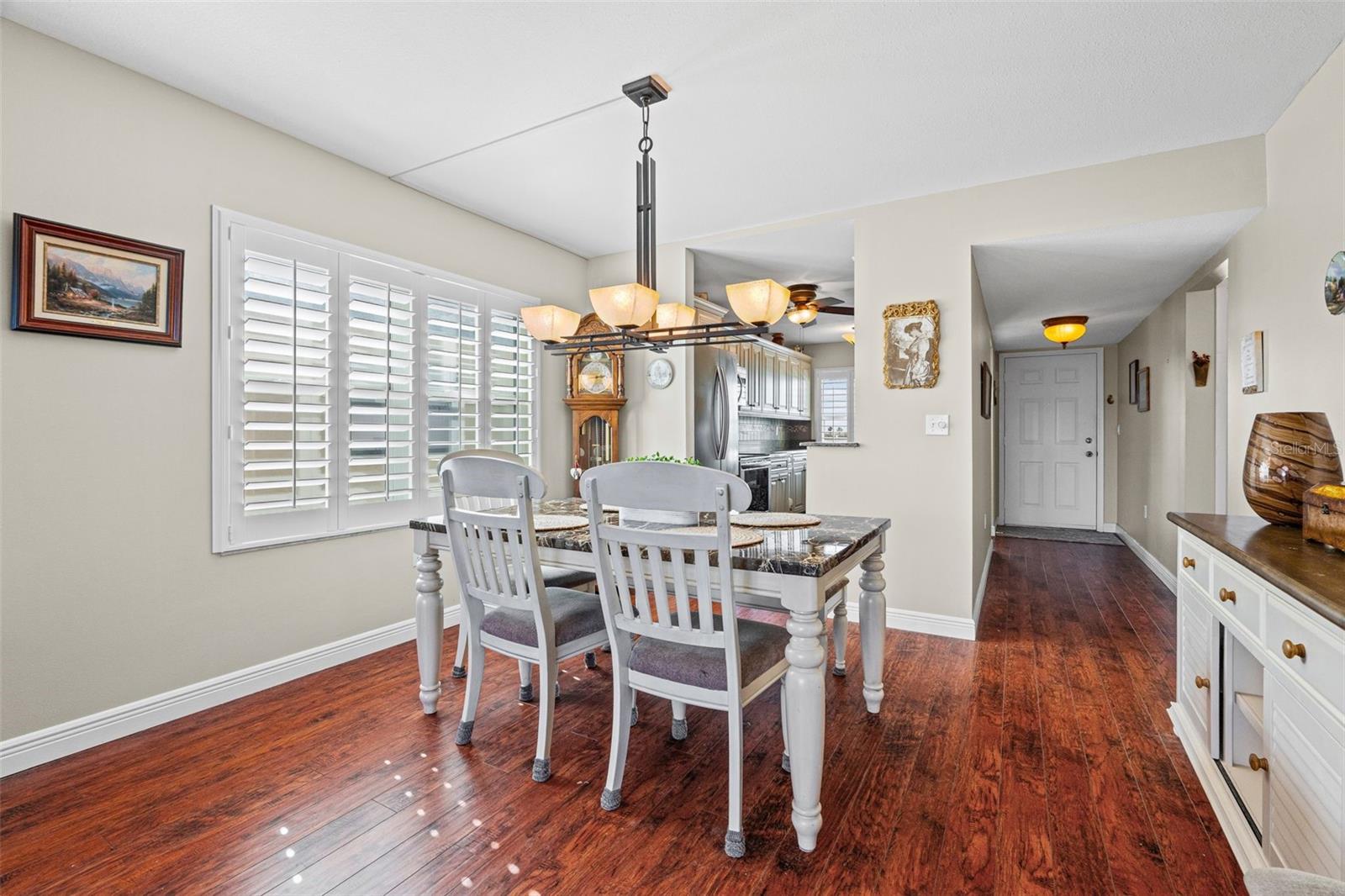 Image 12 of 39 For 635 30th Avenue W F 401