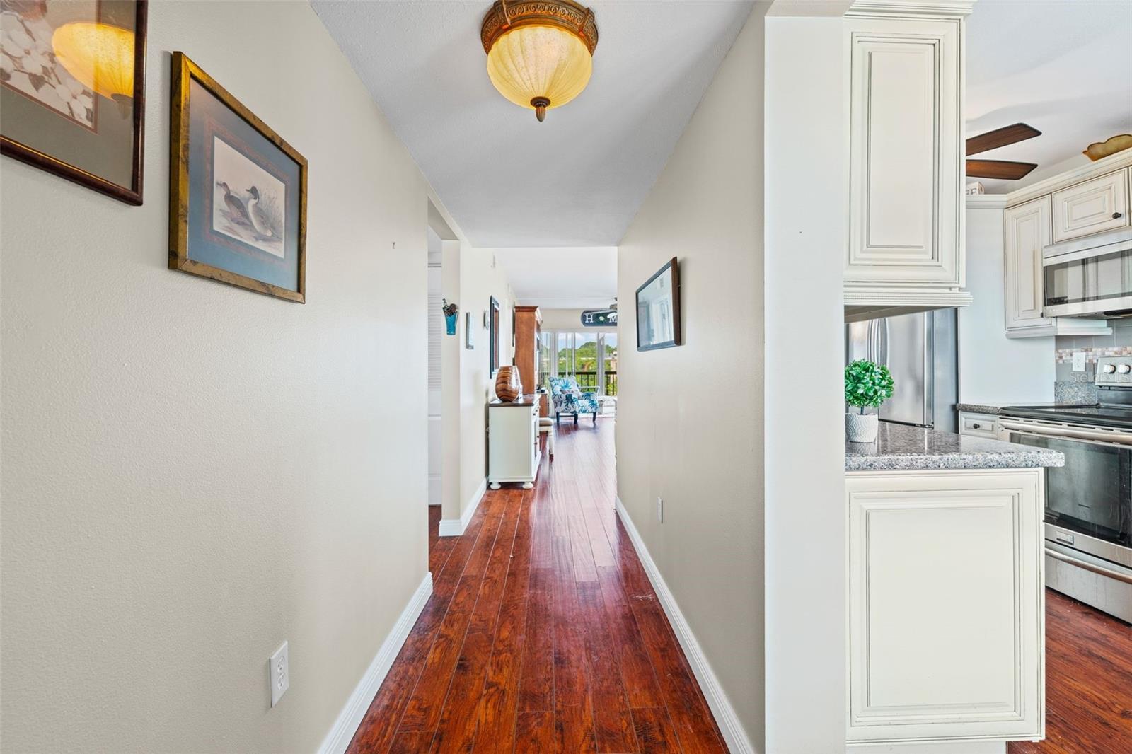 Image 17 of 39 For 635 30th Avenue W F 401