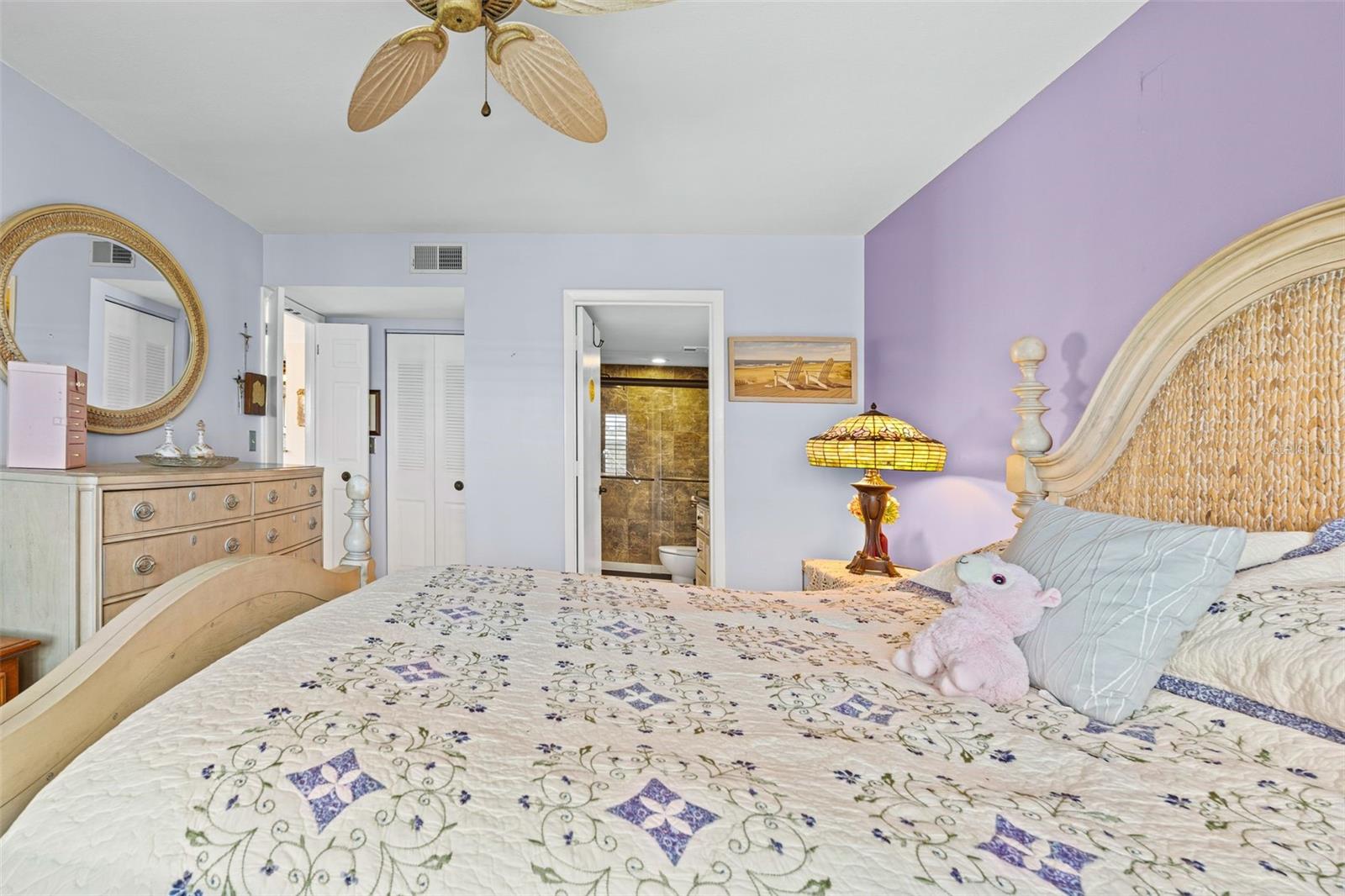 Image 24 of 39 For 635 30th Avenue W F 401