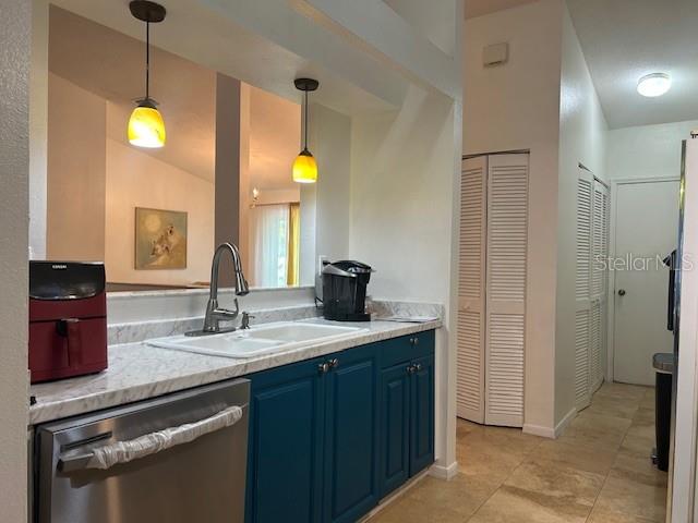 Image 20 of 55 For 7715 33rd Lane E