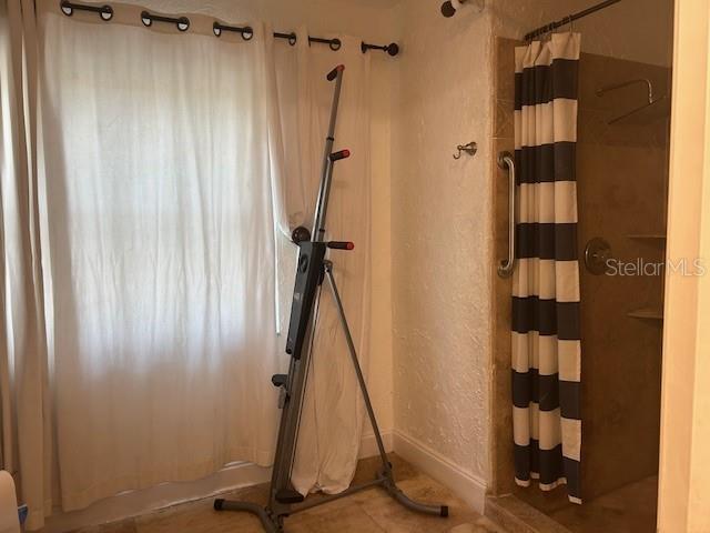 Image 30 of 55 For 7715 33rd Lane E