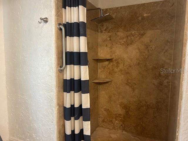 Image 31 of 55 For 7715 33rd Lane E