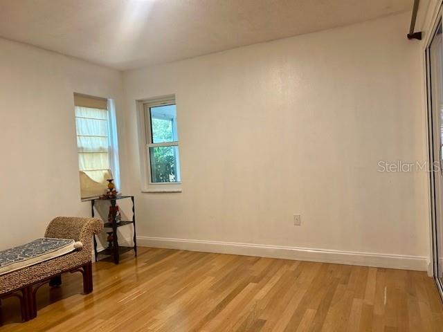 Image 34 of 55 For 7715 33rd Lane E