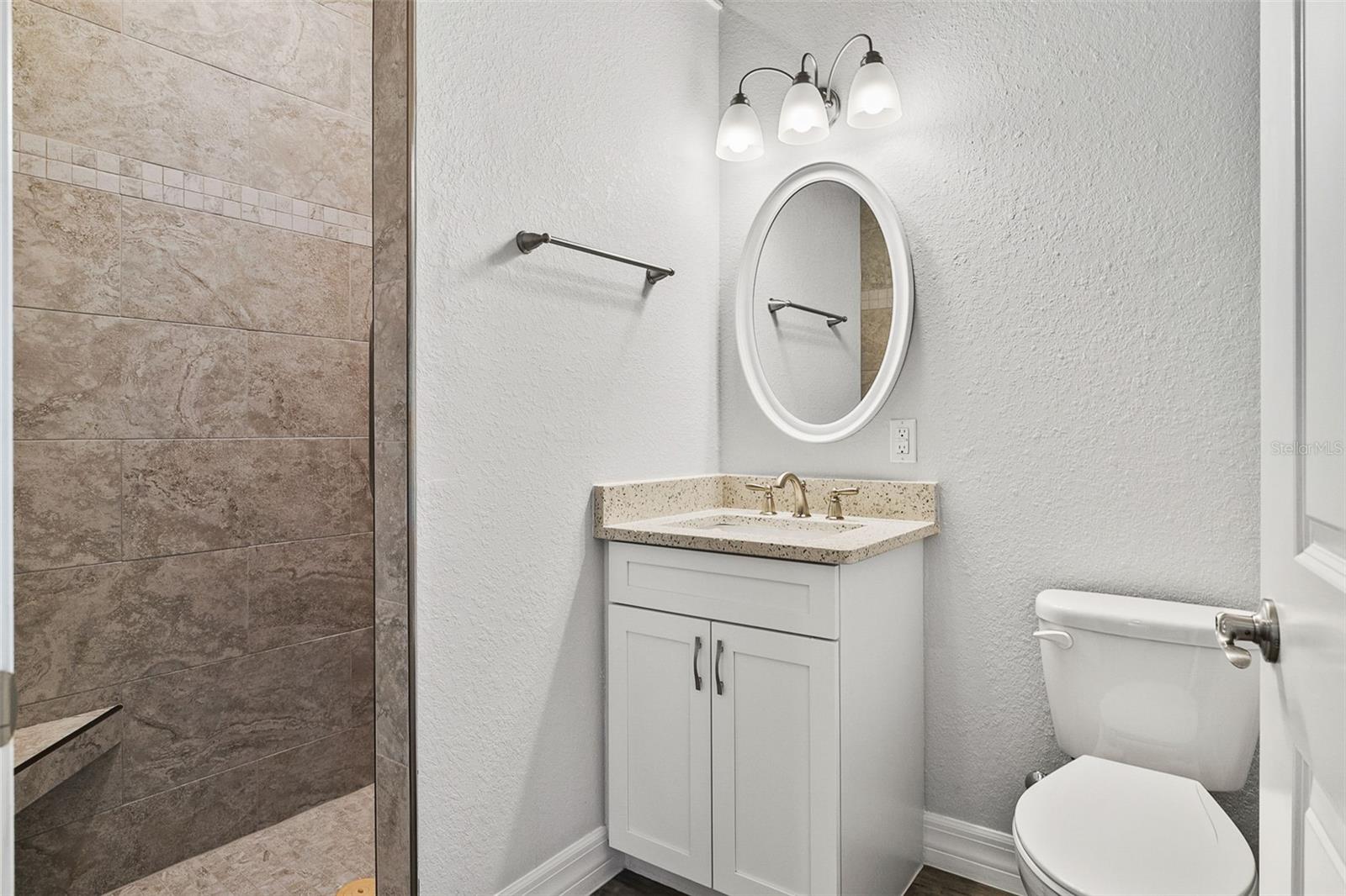 Image 23 of 85 For 212 Milan Avenue W 1