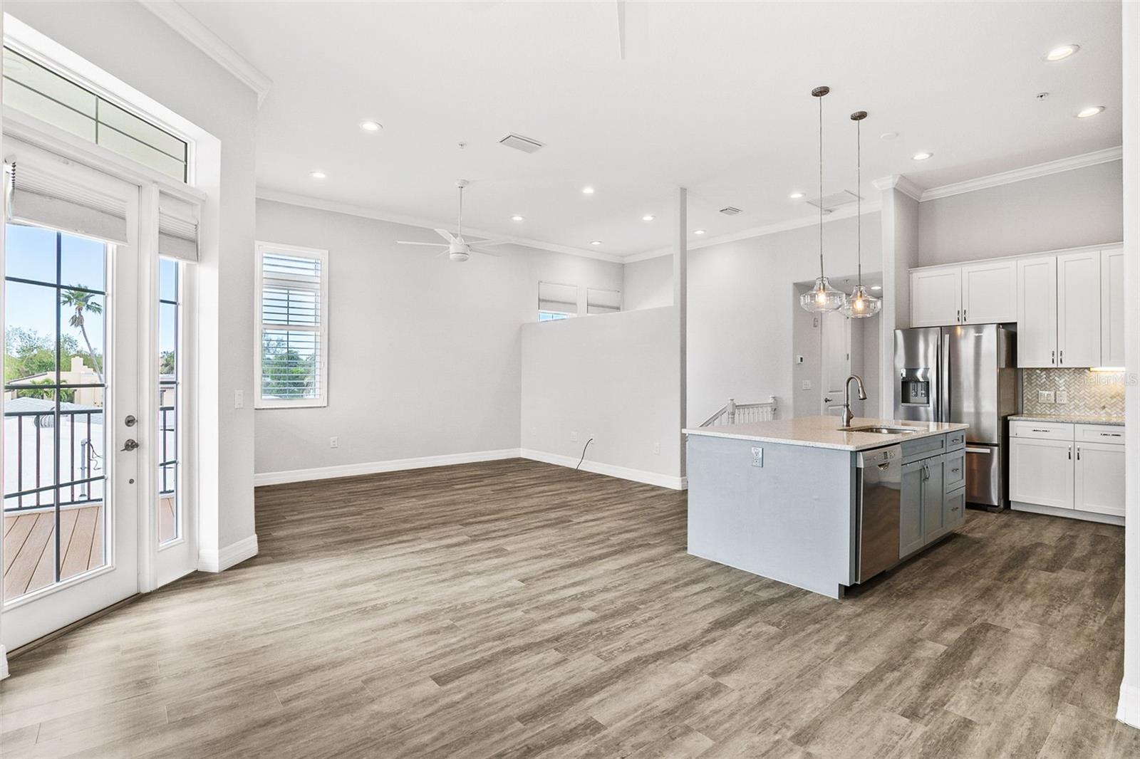 Image 31 of 85 For 212 Milan Avenue W 1