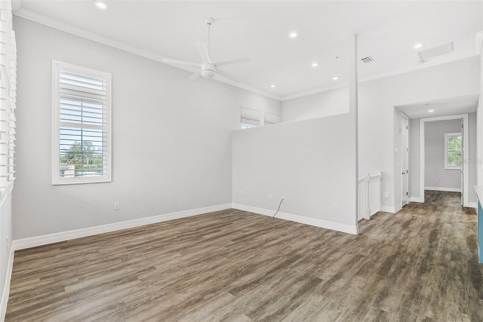 Image 41 of 85 For 212 Milan Avenue W 1