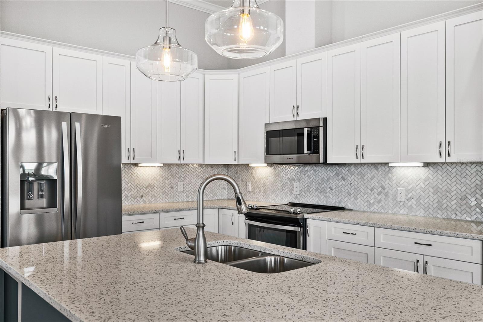 Image 45 of 85 For 212 Milan Avenue W 1