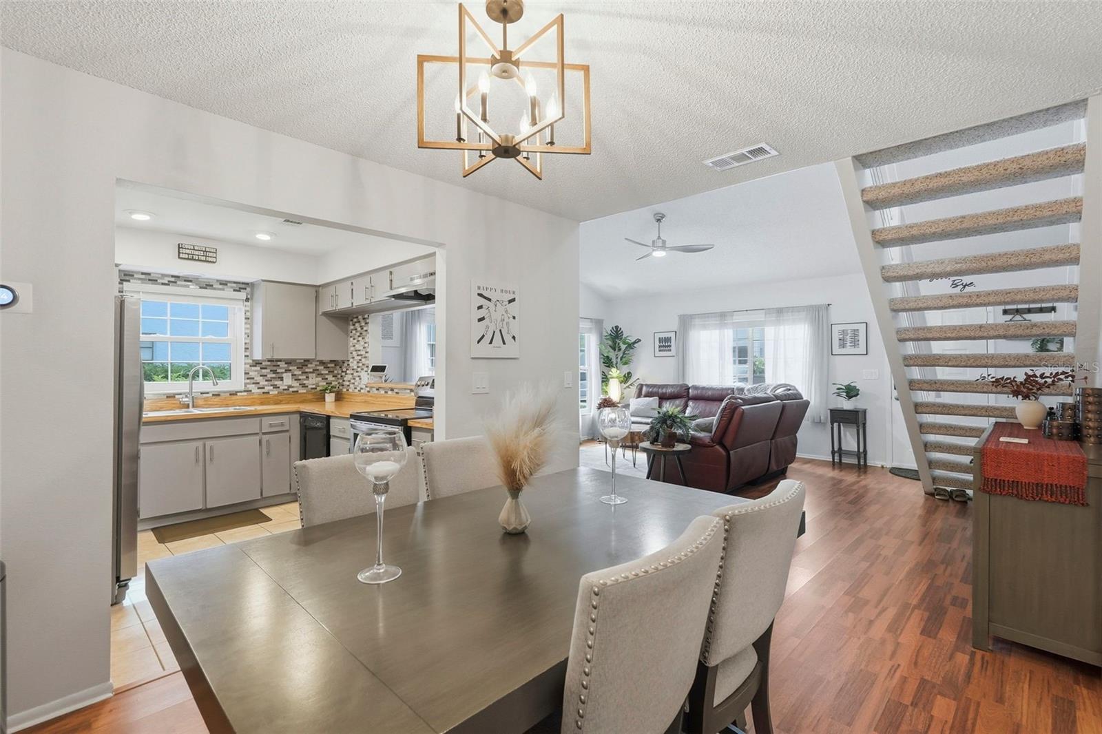 Image 14 of 48 For 5745 Calais Boulevard N 2