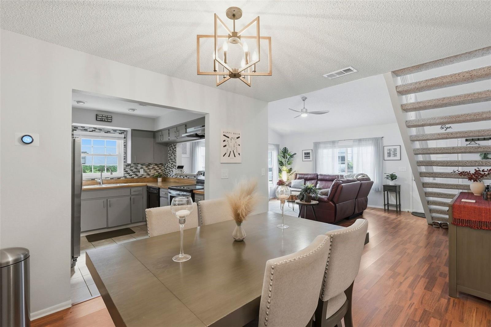 Image 26 of 48 For 5745 Calais Boulevard N 2