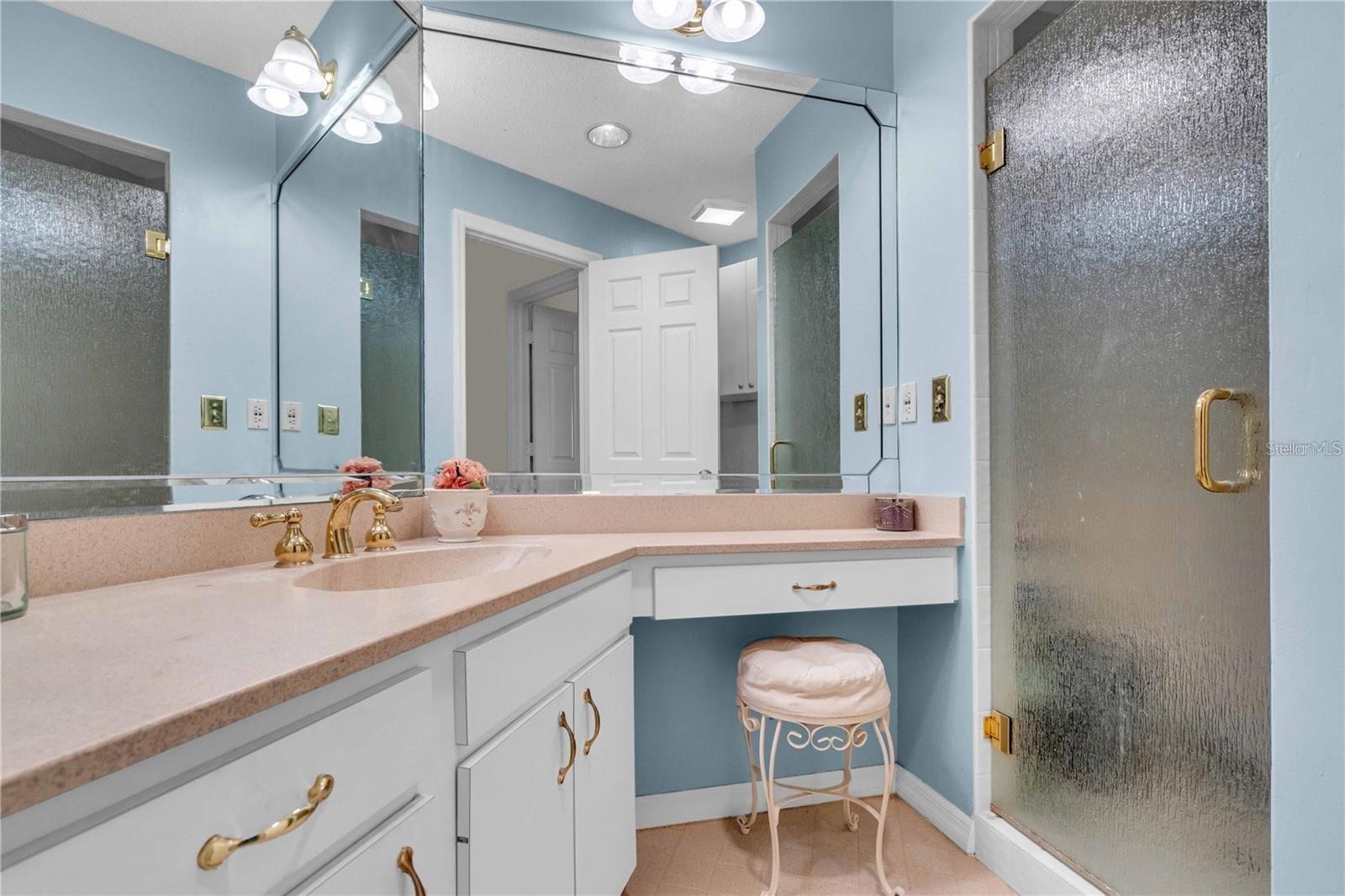 Image 15 of 27 For 6101 34th St W  27c