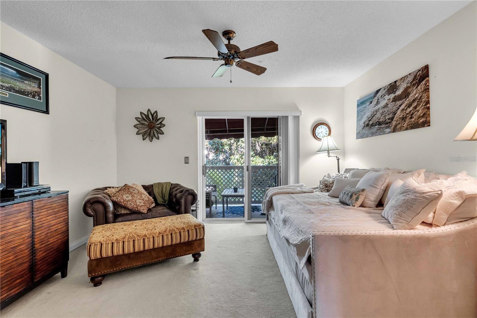 Image 16 of 27 For 6101 34th St W  27c