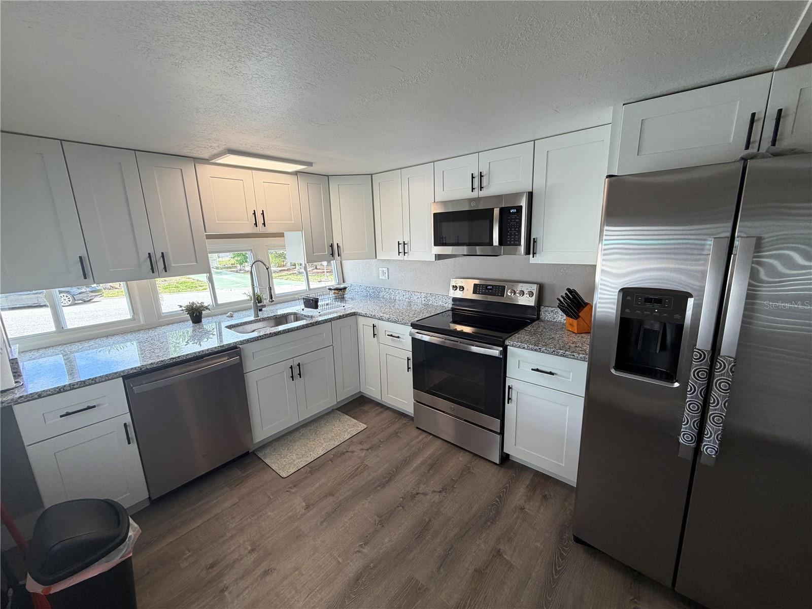 Image 20 of 86 For 5001 Oakland Hills Avenue