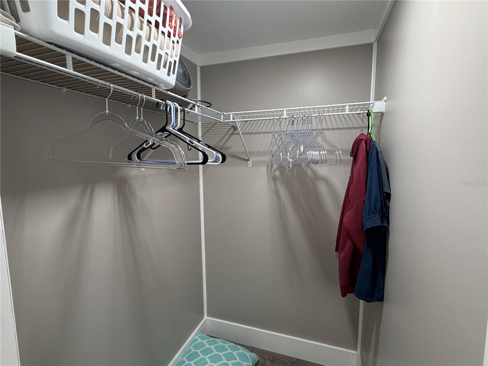 Image 33 of 86 For 5001 Oakland Hills Avenue