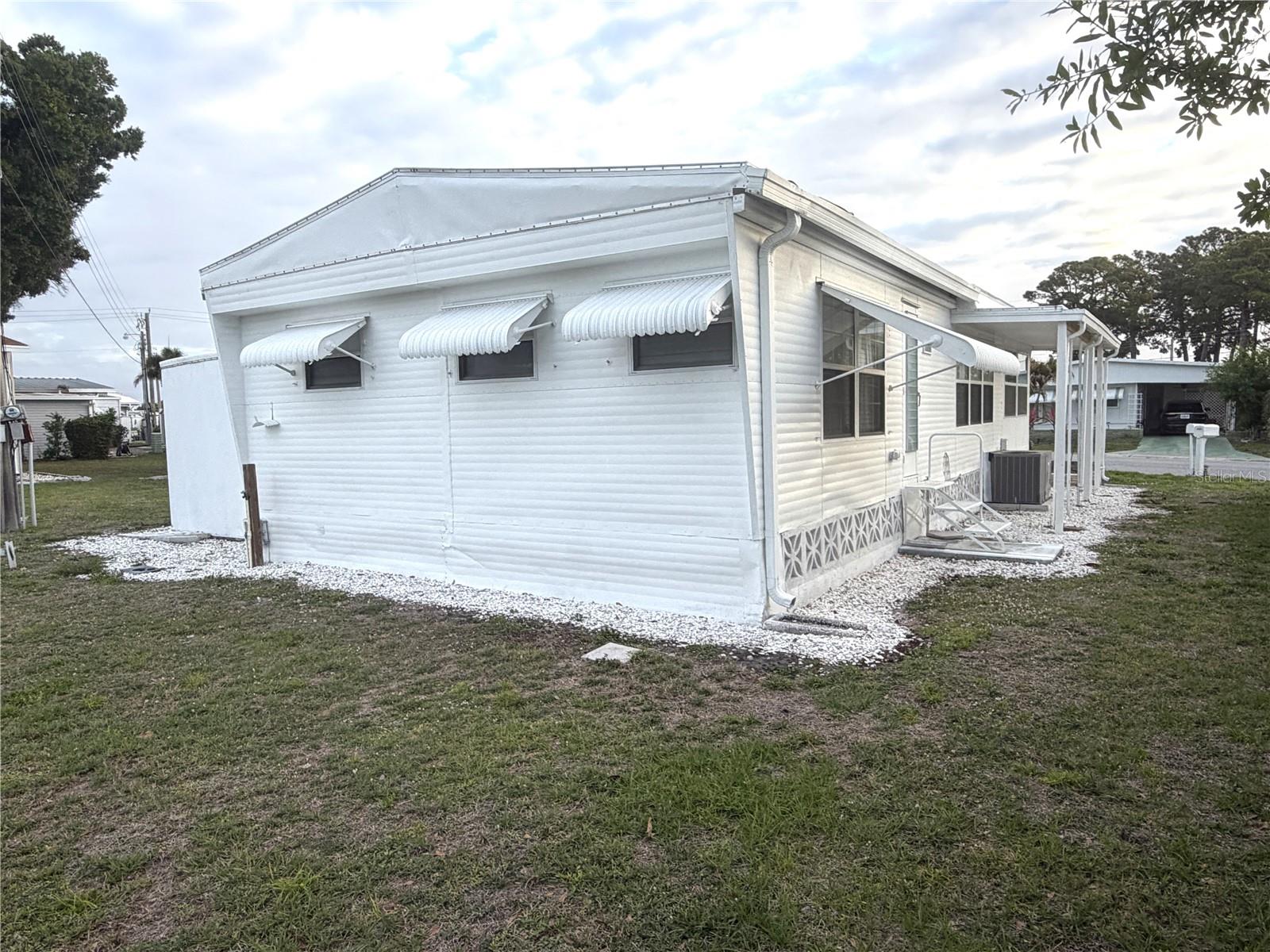 Image 5 of 86 For 5001 Oakland Hills Avenue