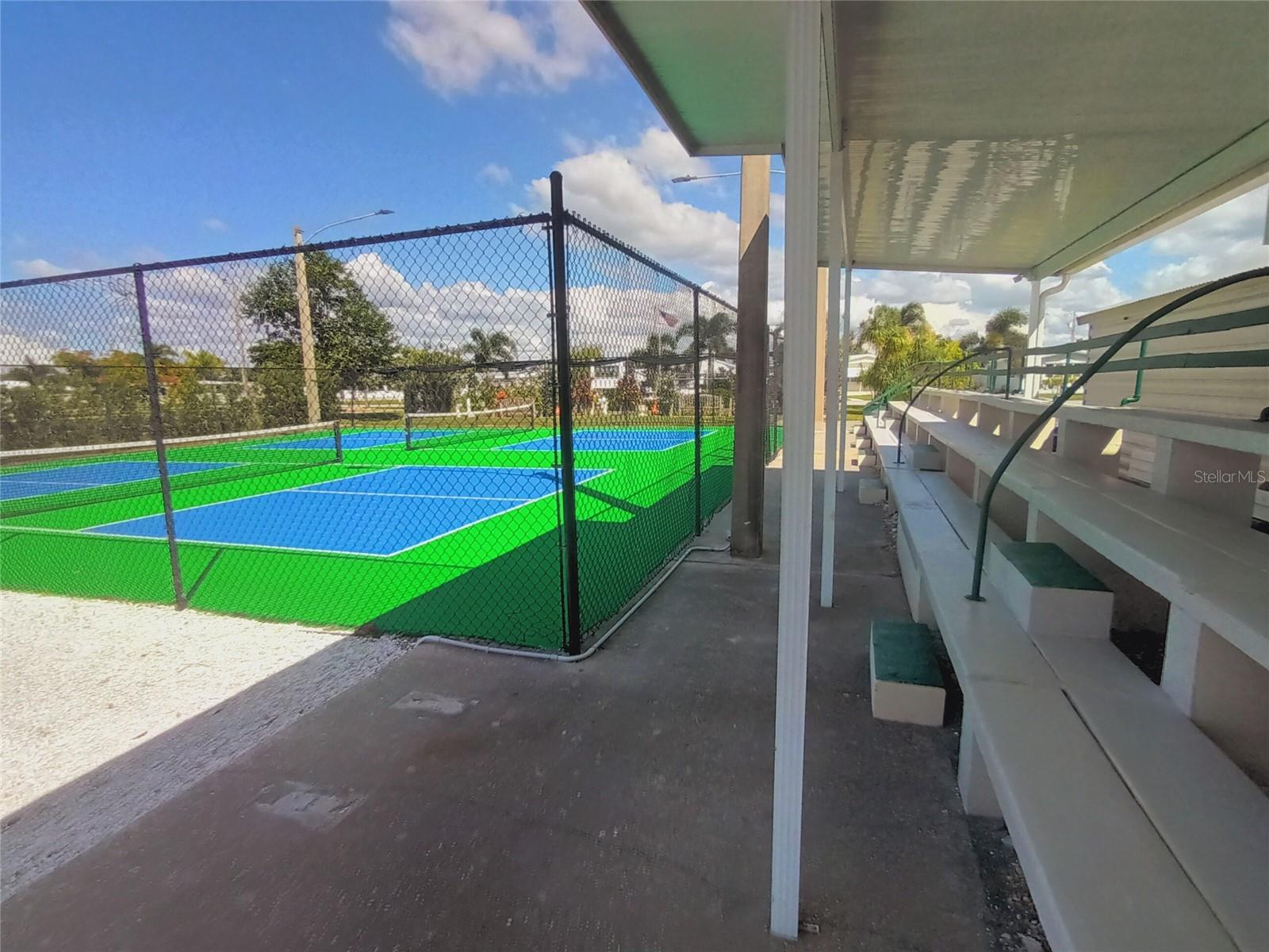 Image 60 of 86 For 5001 Oakland Hills Avenue