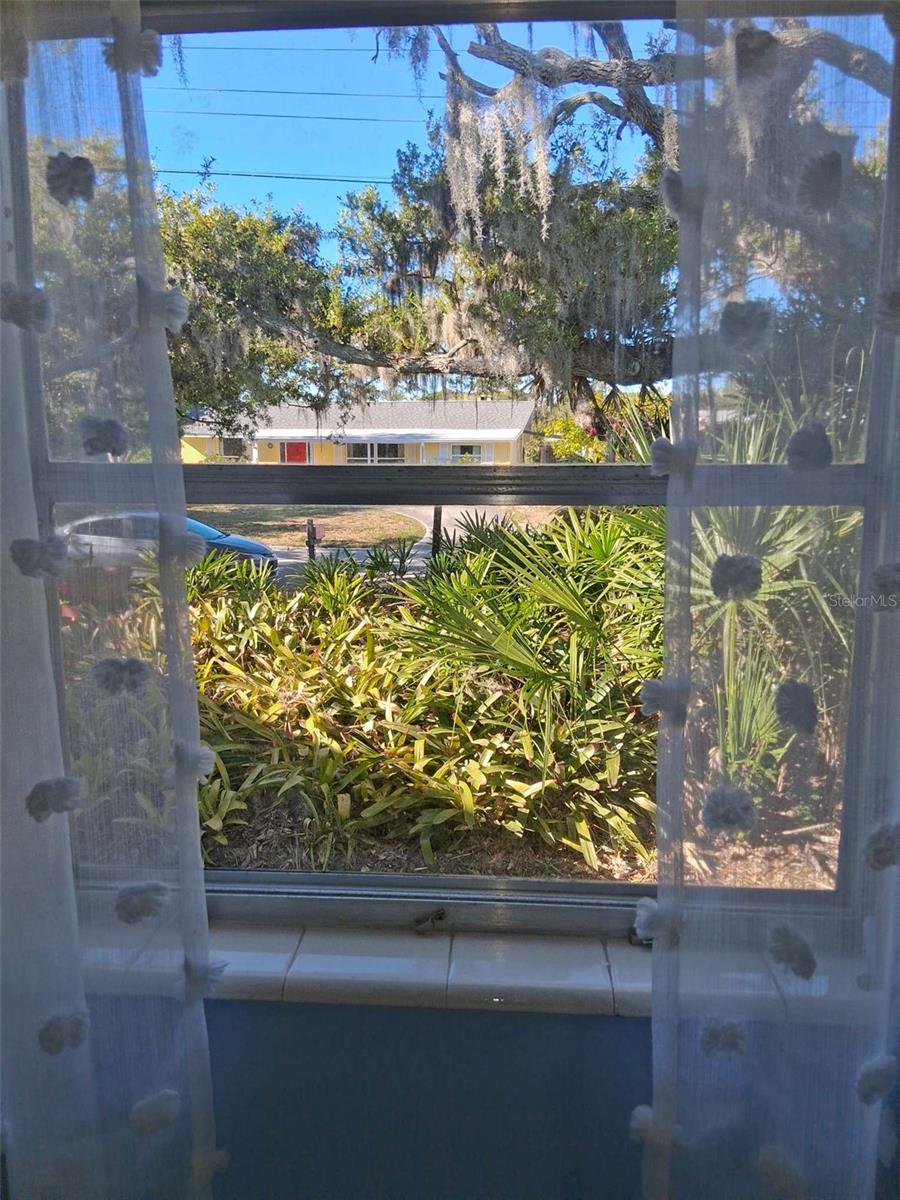 Image 15 of 58 For 3372 Mayflower Street