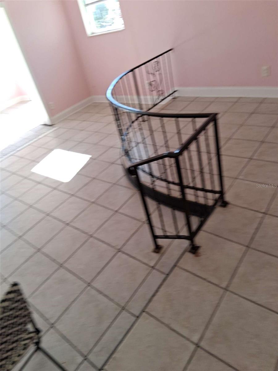 Image 25 of 58 For 3372 Mayflower Street