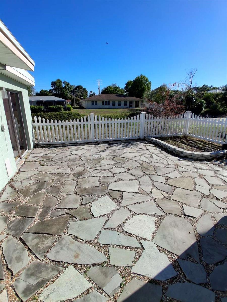 Image 37 of 58 For 3372 Mayflower Street