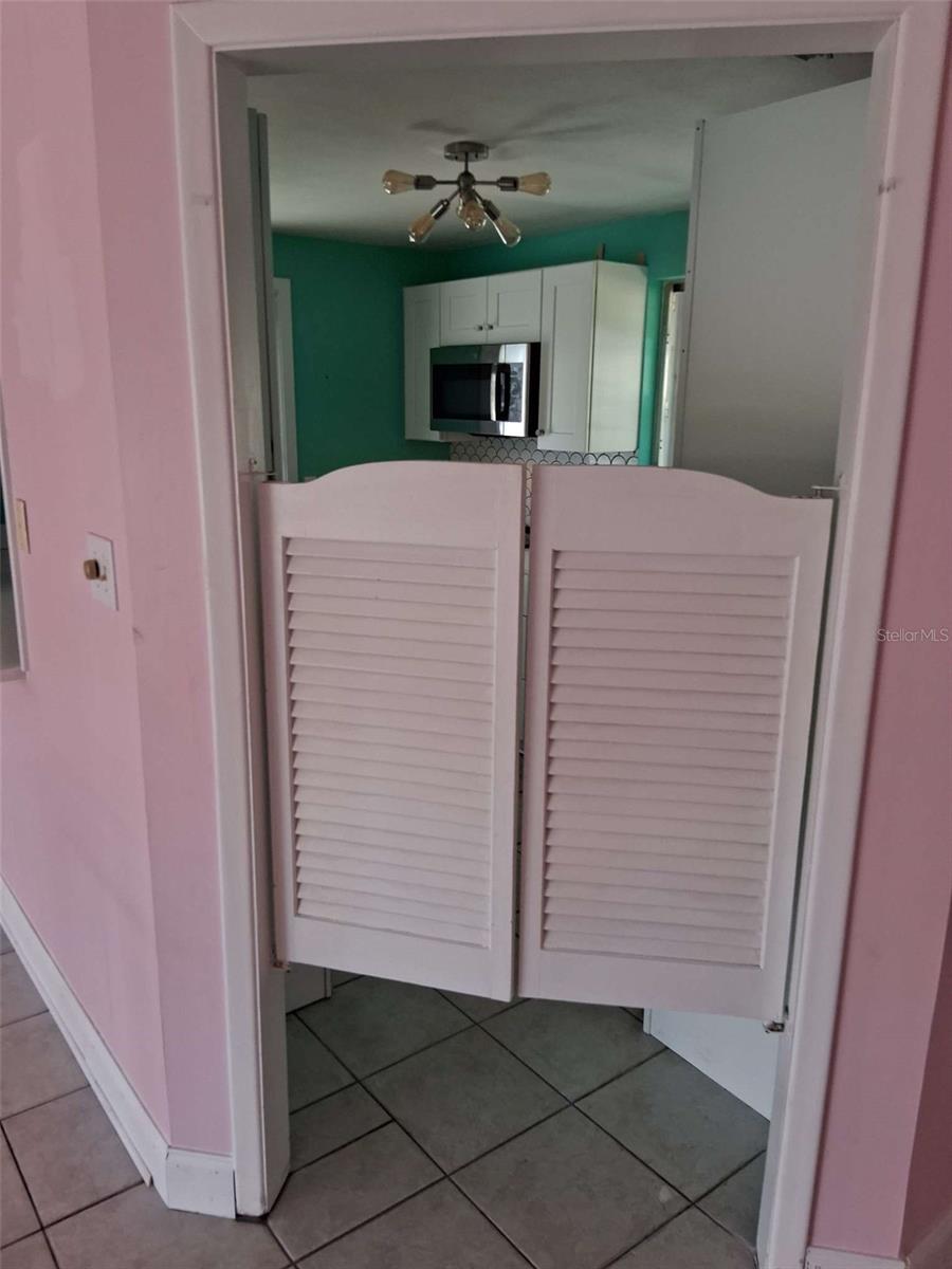 Image 57 of 58 For 3372 Mayflower Street