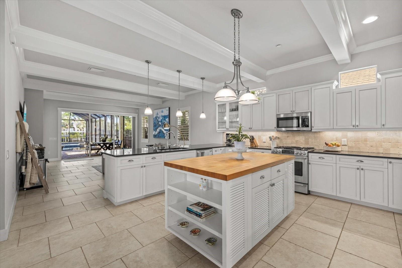 Image 15 of 55 For 4503 5th Avenue Ne