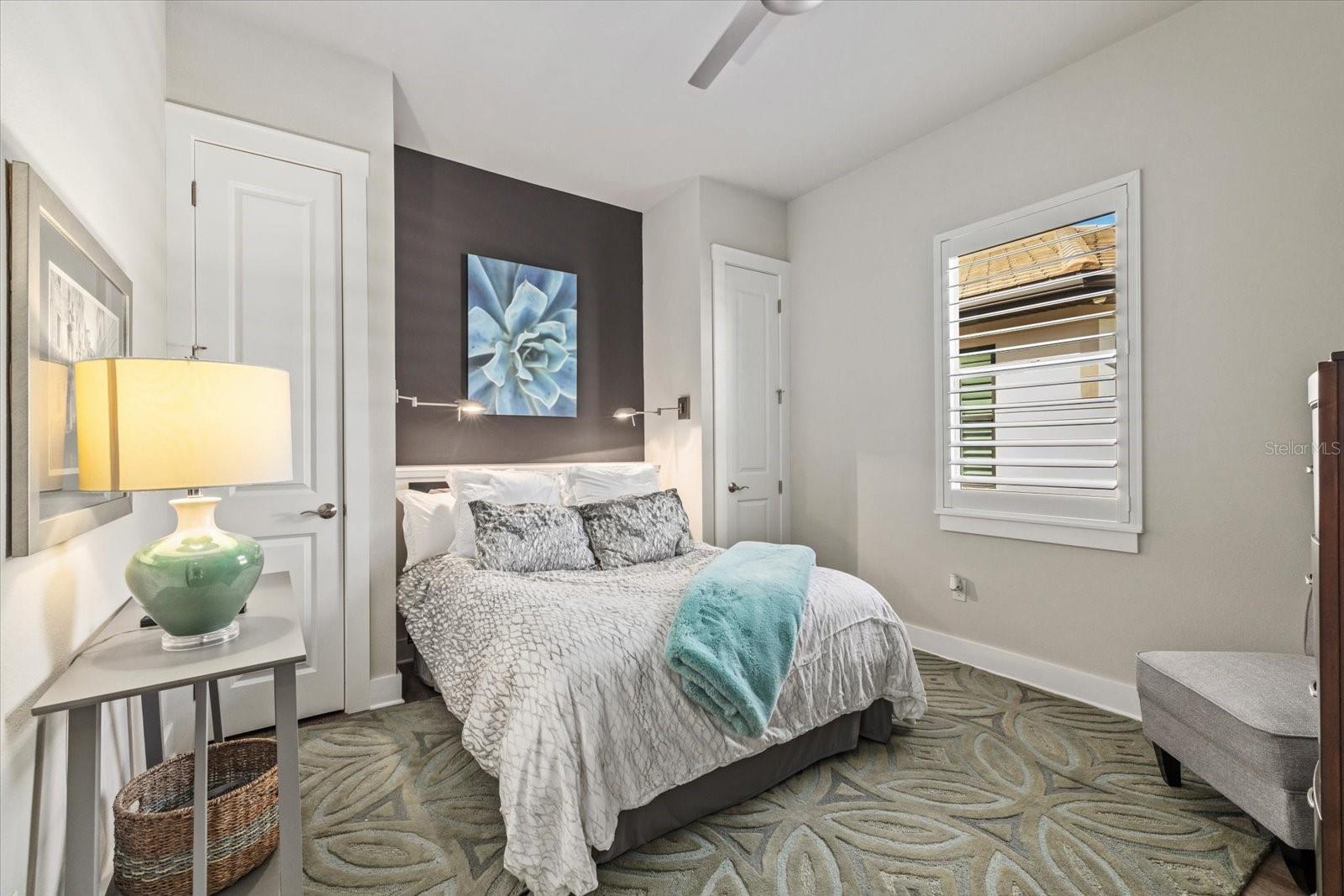 Image 31 of 55 For 4503 5th Avenue Ne