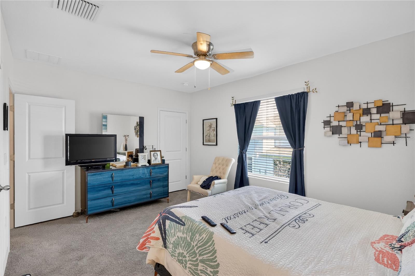 Image 13 of 42 For 16632 Grotto Steam Place