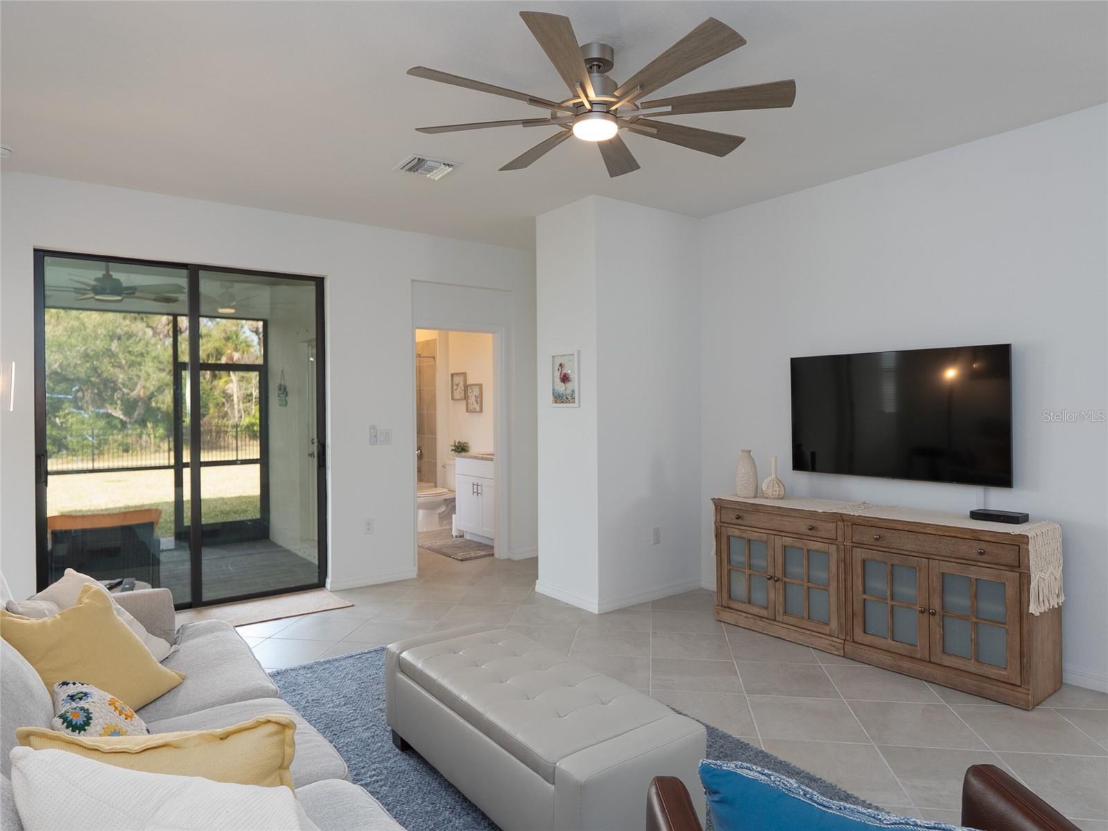 Image 17 of 61 For 1734 Saddlewood Circle