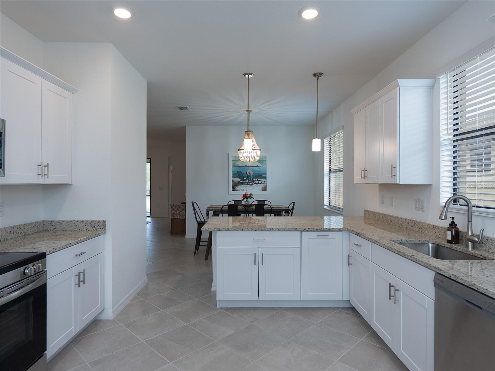 Image 26 of 61 For 1734 Saddlewood Circle