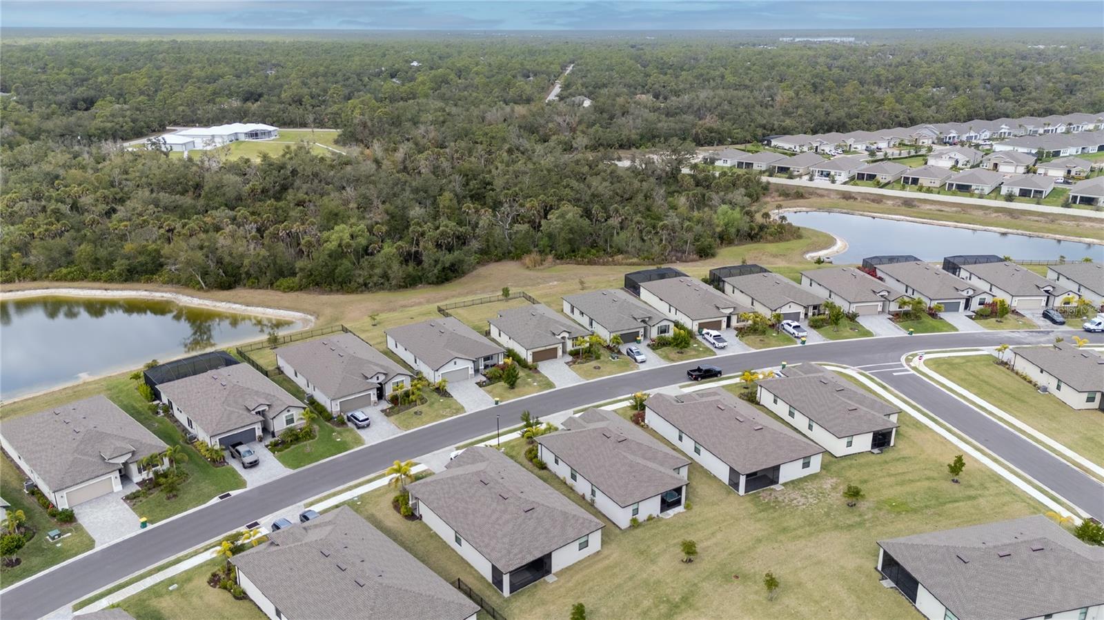 Image 7 of 61 For 1734 Saddlewood Circle