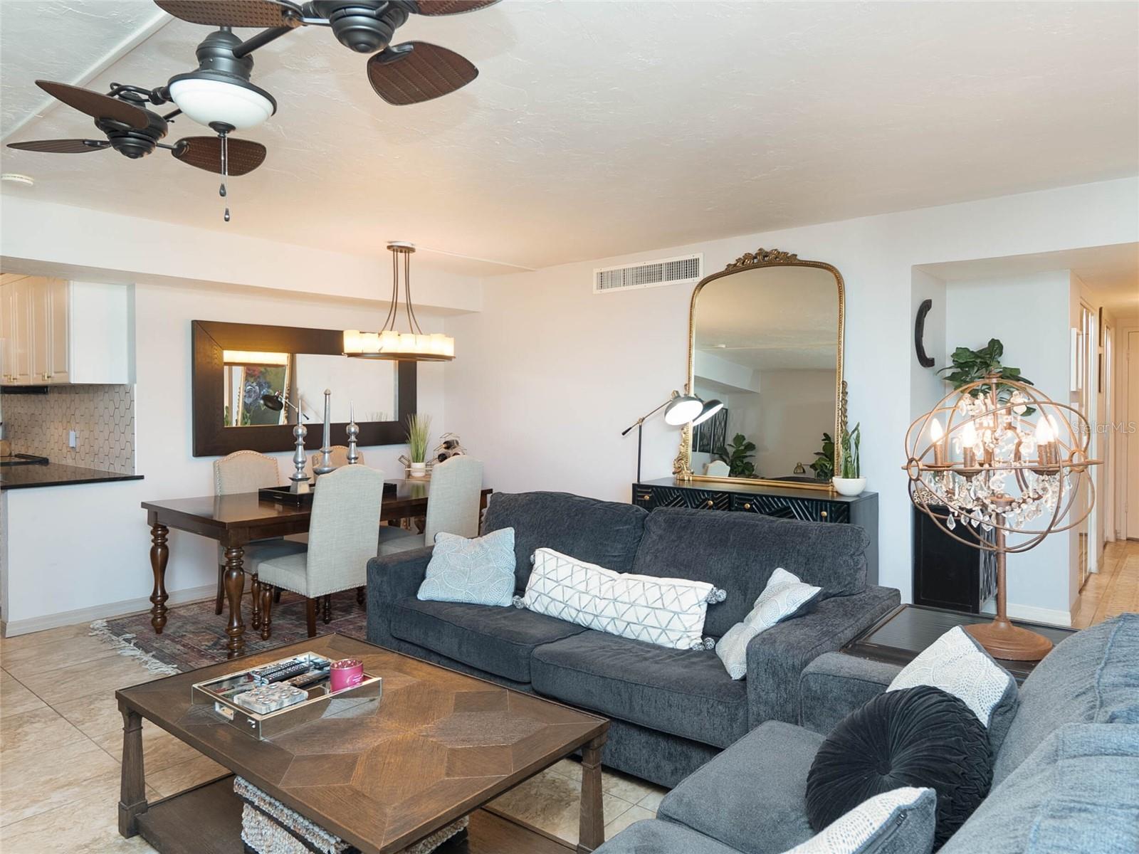 Image 32 of 45 For 4822 Ocean Boulevard 5e