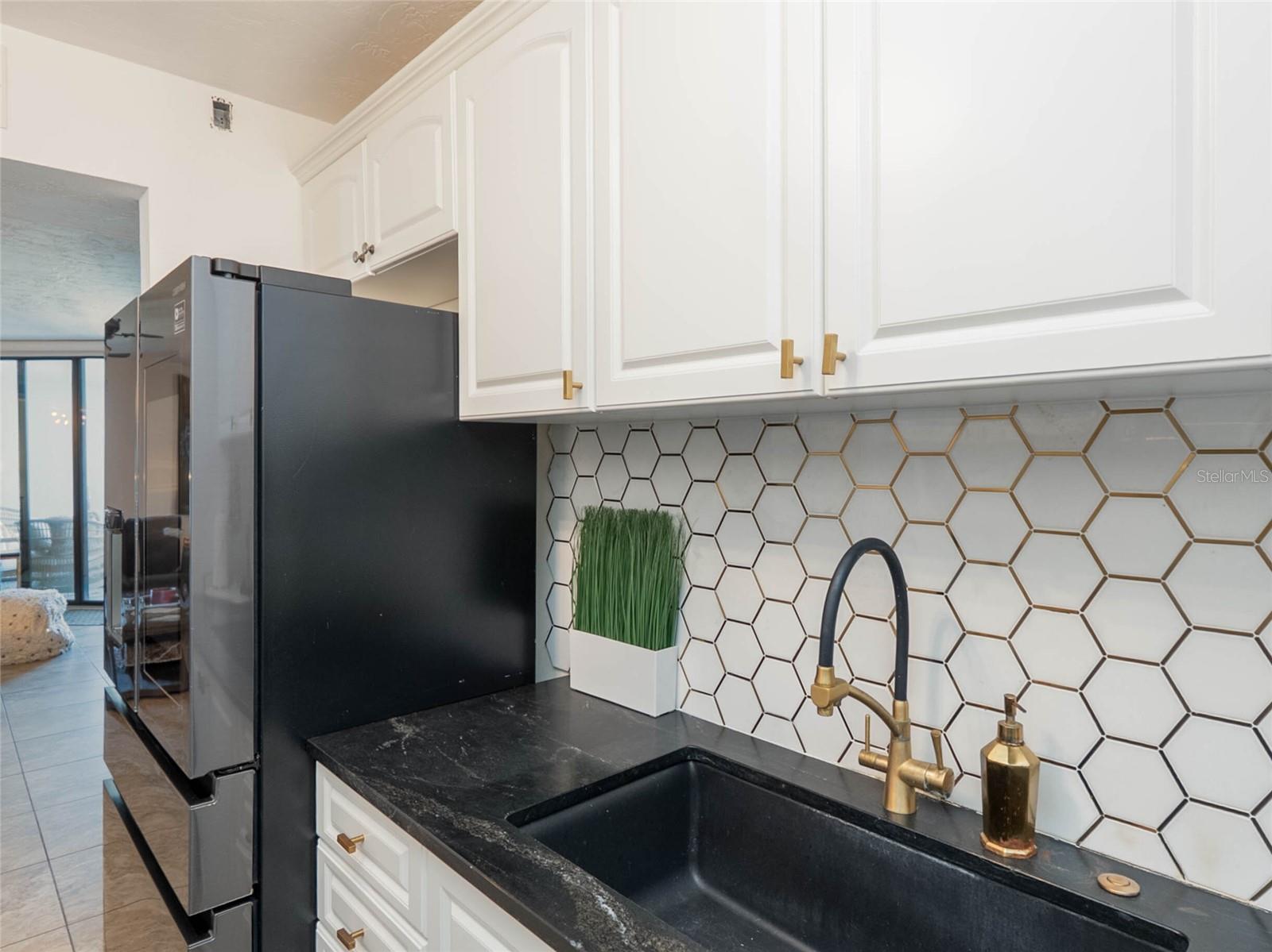 Image 37 of 45 For 4822 Ocean Boulevard 5e