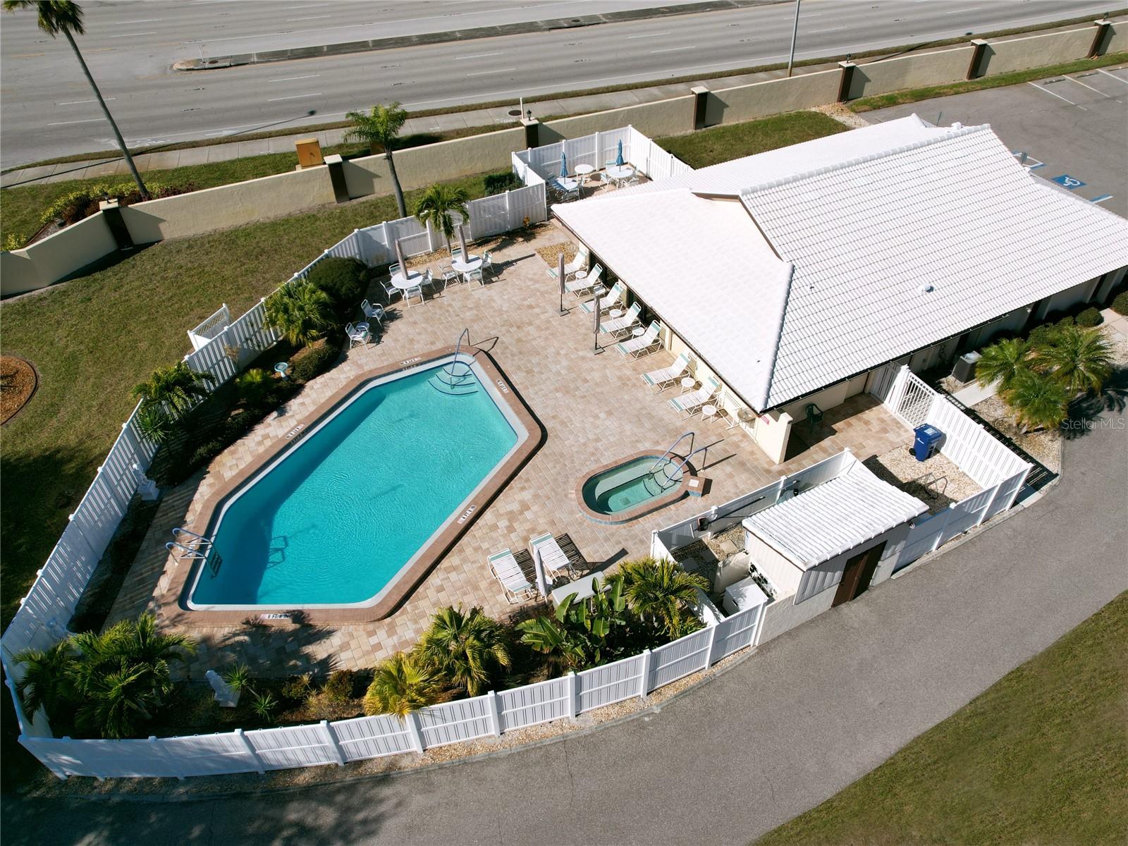 Image 37 of 43 For 137 Drifting Sands Drive