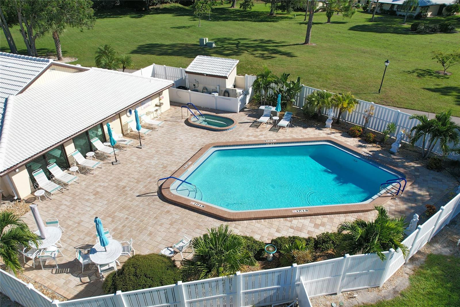 Image 38 of 43 For 137 Drifting Sands Drive