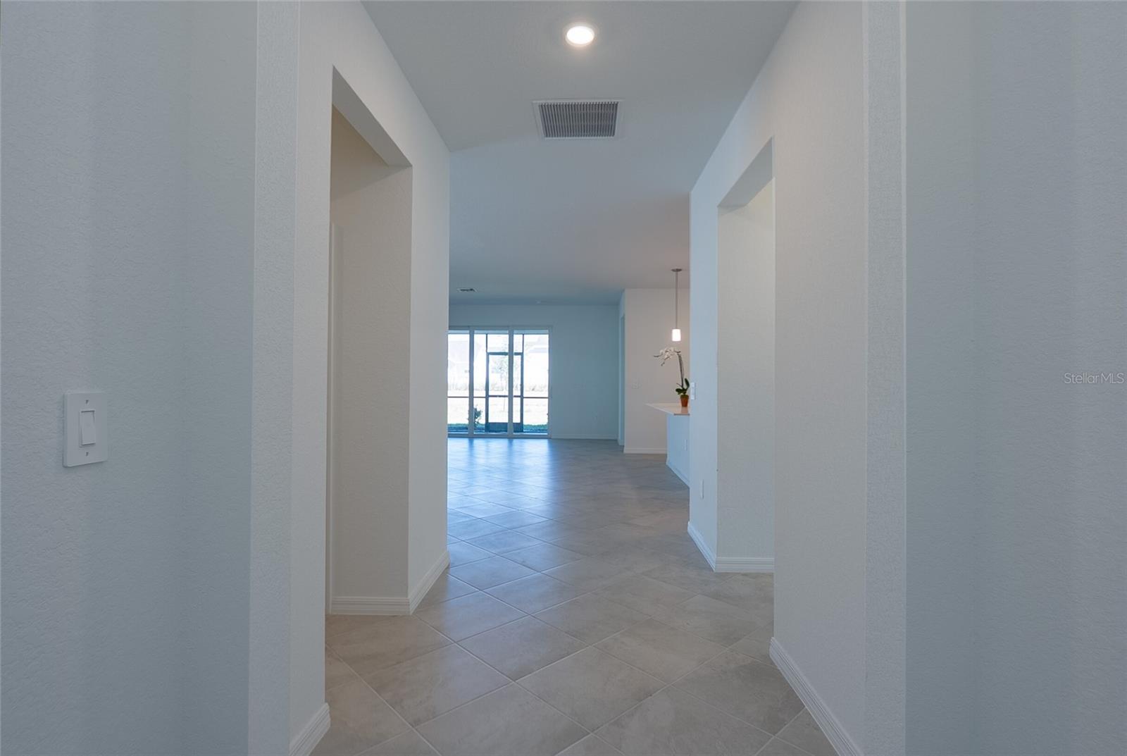 Image 15 of 57 For 11470 Burgundy Drive