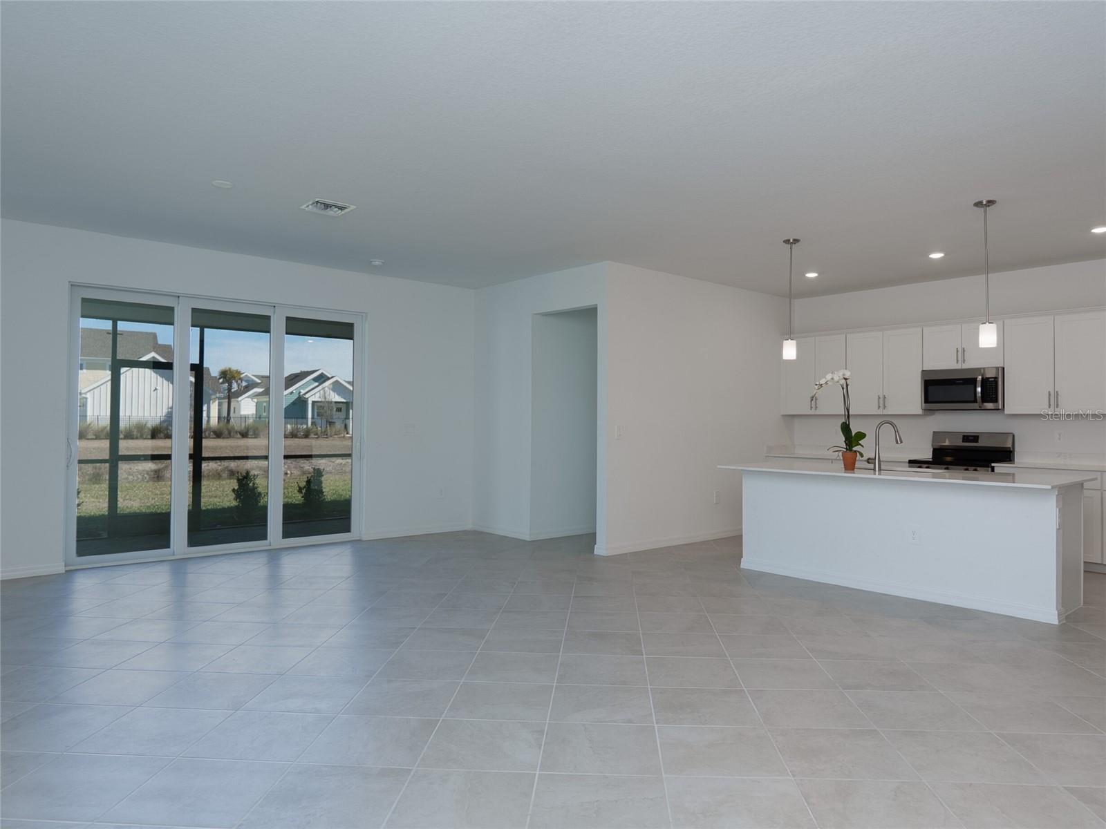 Image 17 of 57 For 11470 Burgundy Drive