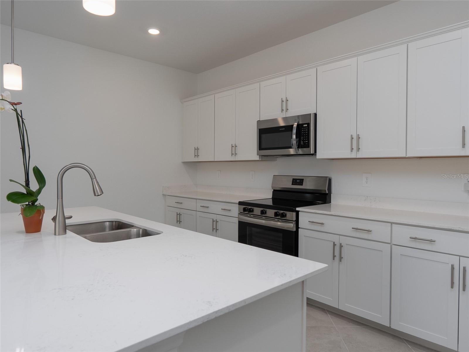 Image 19 of 57 For 11470 Burgundy Drive