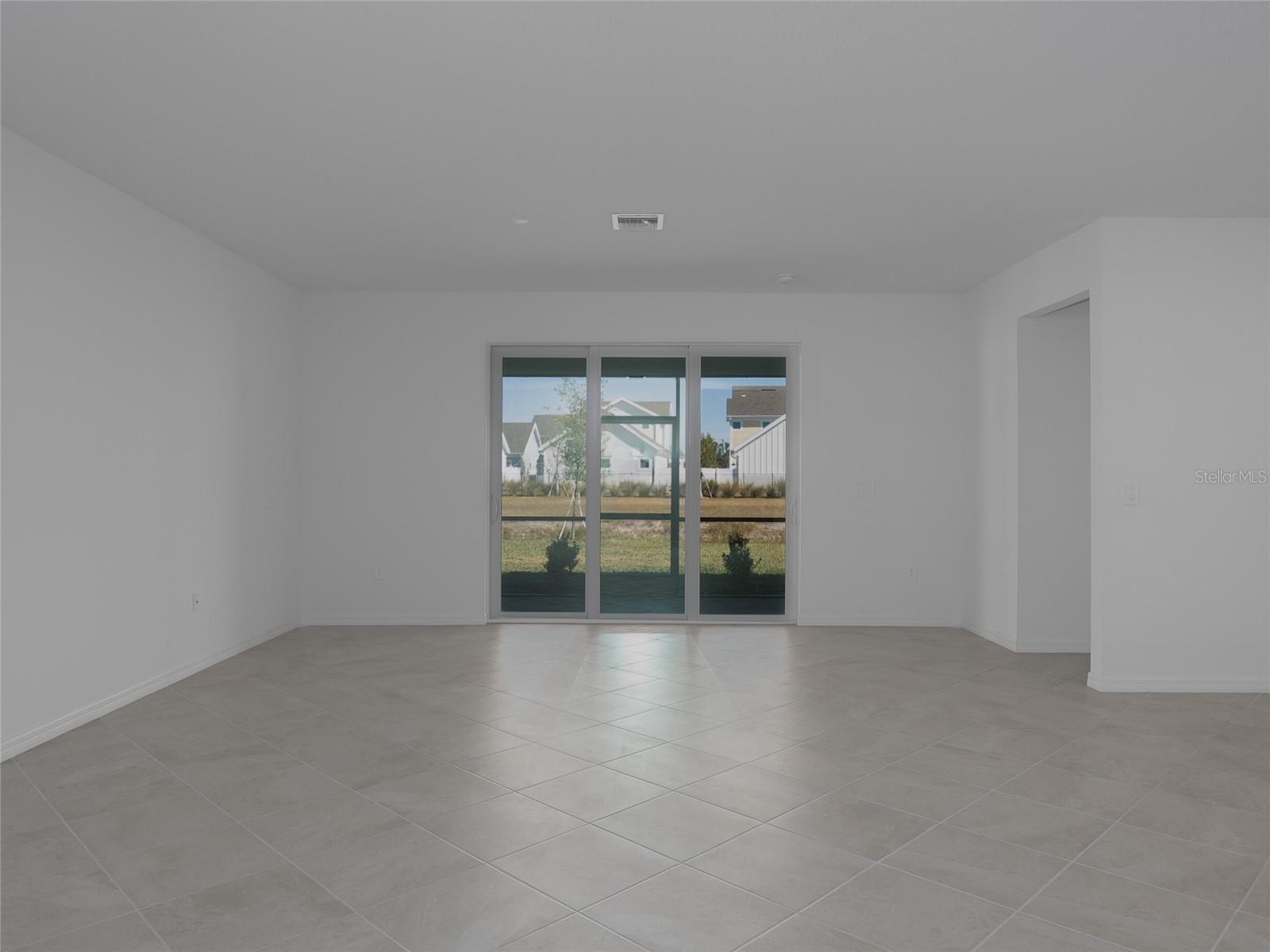 Image 31 of 57 For 11470 Burgundy Drive