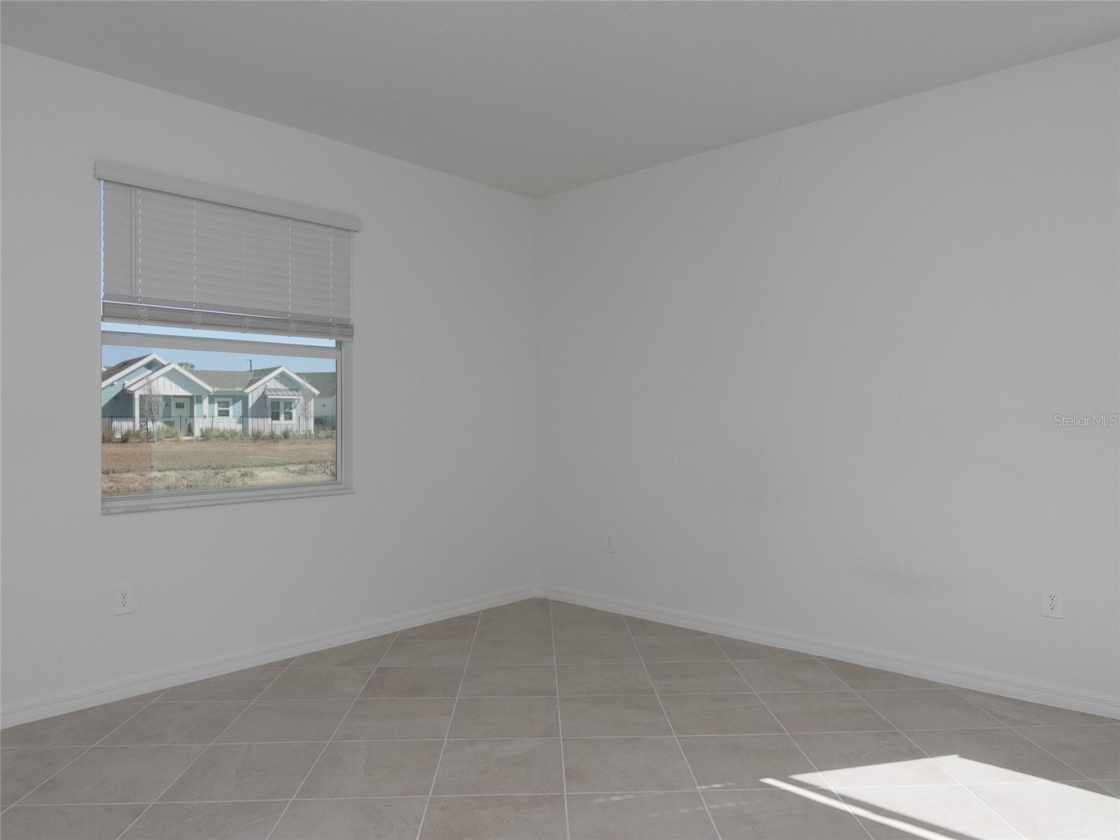 Image 34 of 57 For 11470 Burgundy Drive