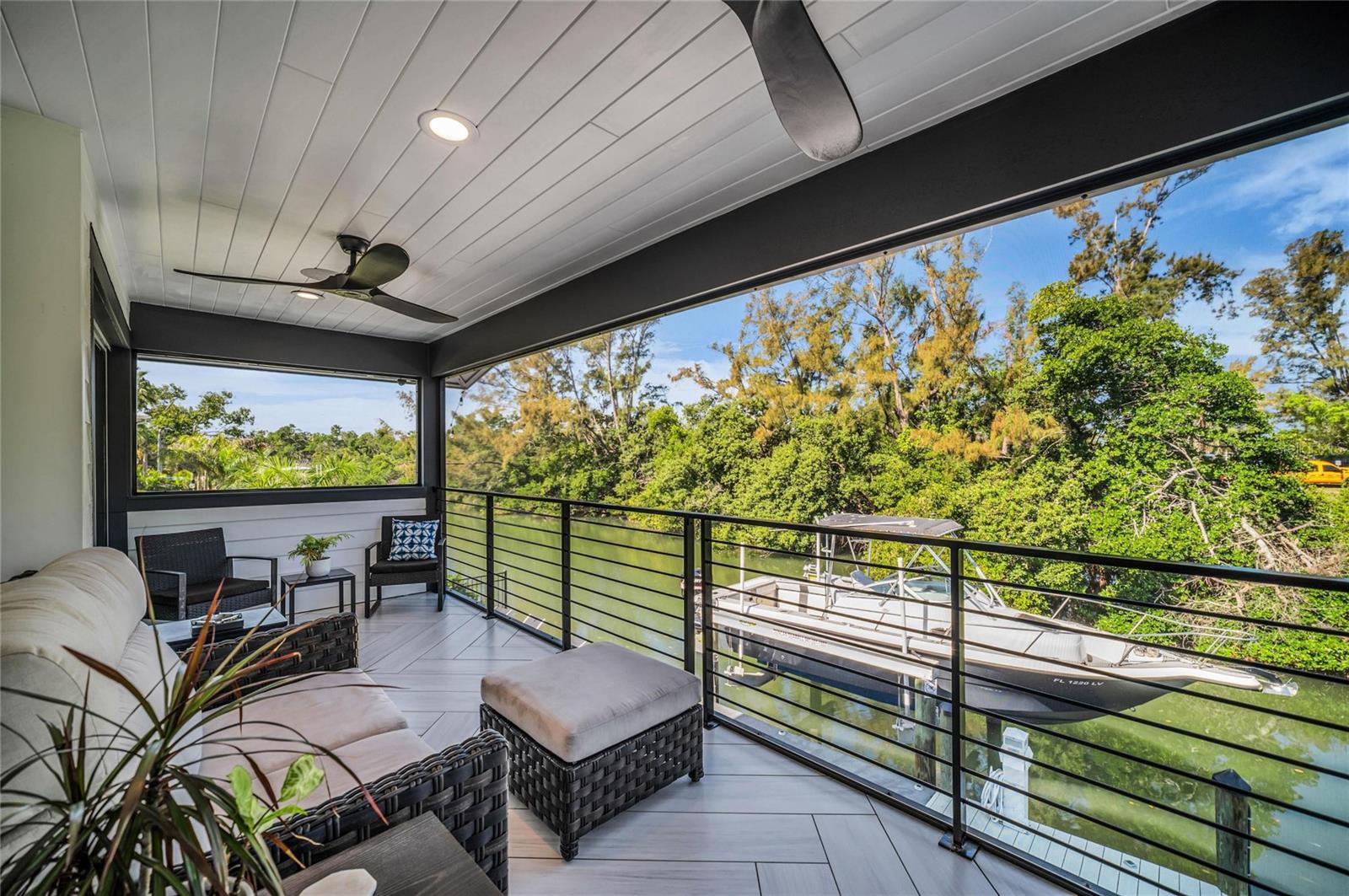 Image 19 of 47 For 7149 Longboat Drive N