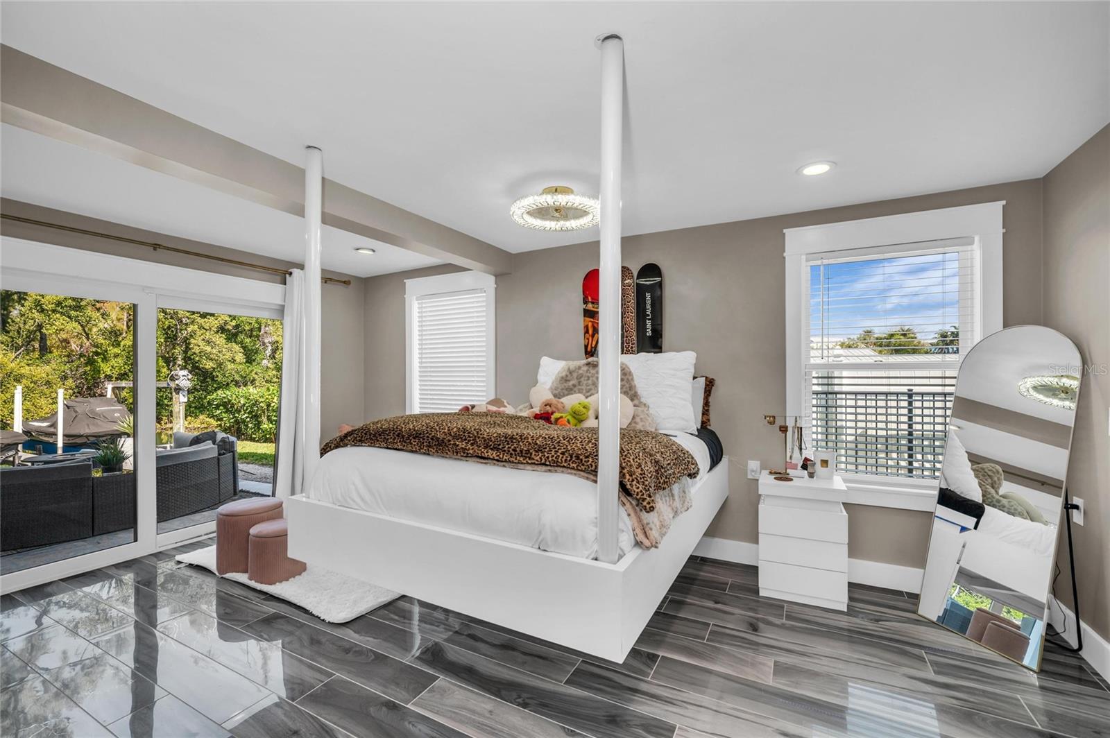 Image 28 of 47 For 7149 Longboat Drive N